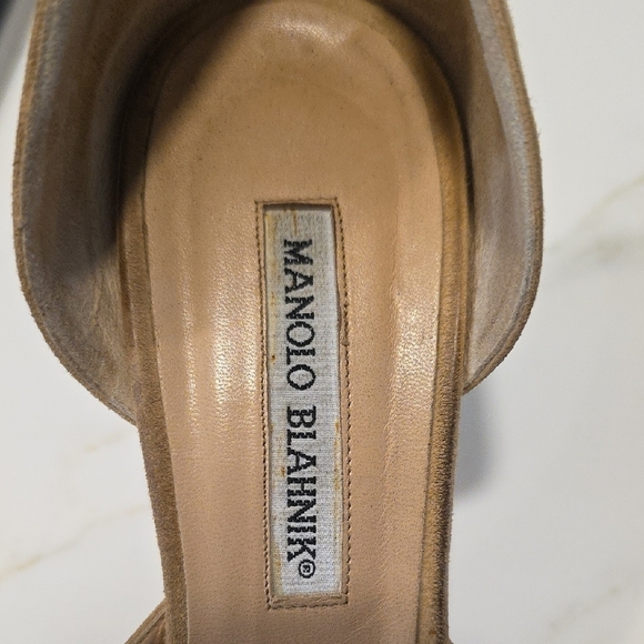 Manolo Blahnik Black Leather and Camel Suede Heels. VGUC - Picture 2 of 6